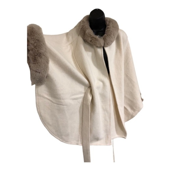 Gorgeous faux fur trim cream ecru belted‎ cape coat topper size S/M new - Picture 10 of 17